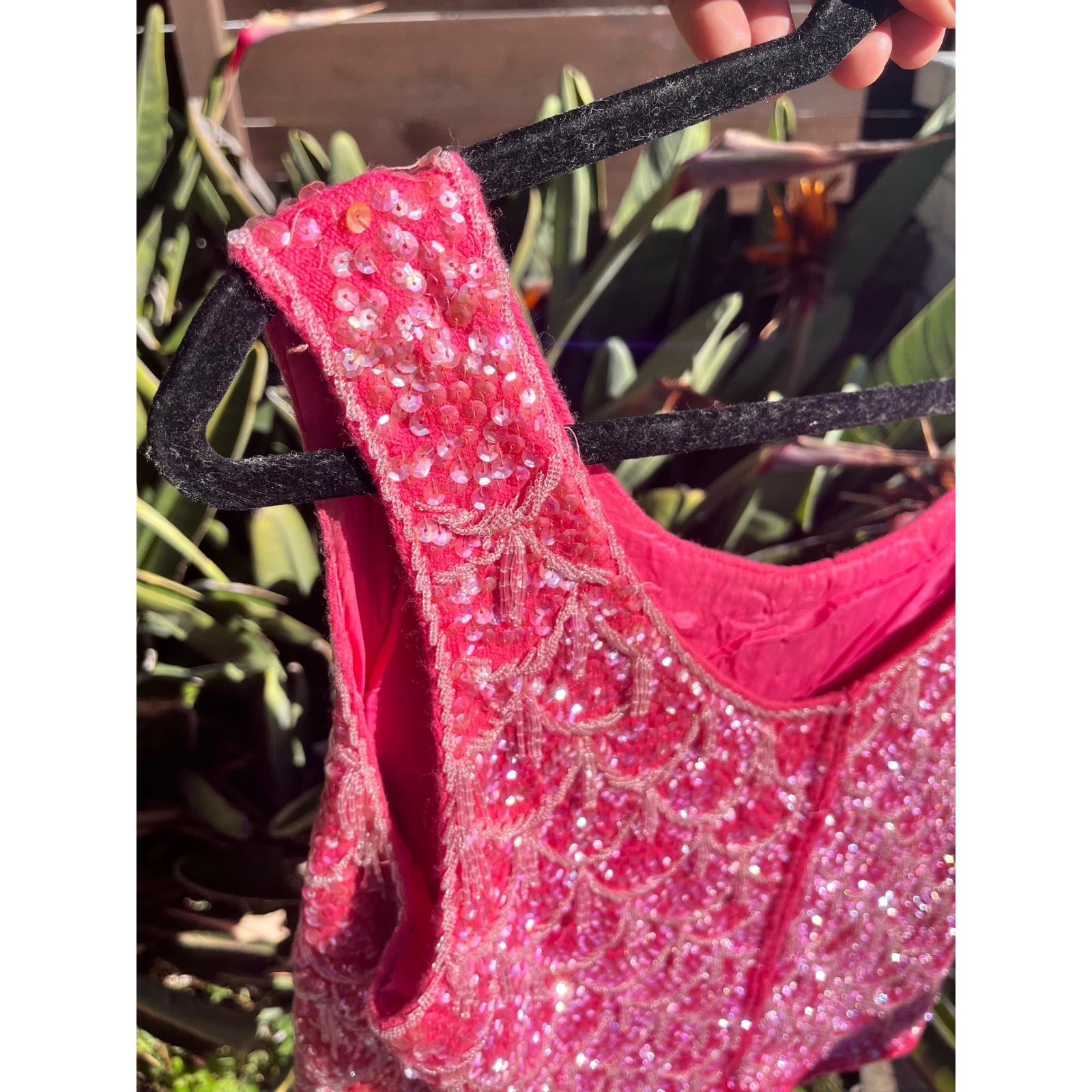 Sequin Tassel Zephyr Wool Vintage Med Hot Pink Mermaid Scale Beaded Tank Top