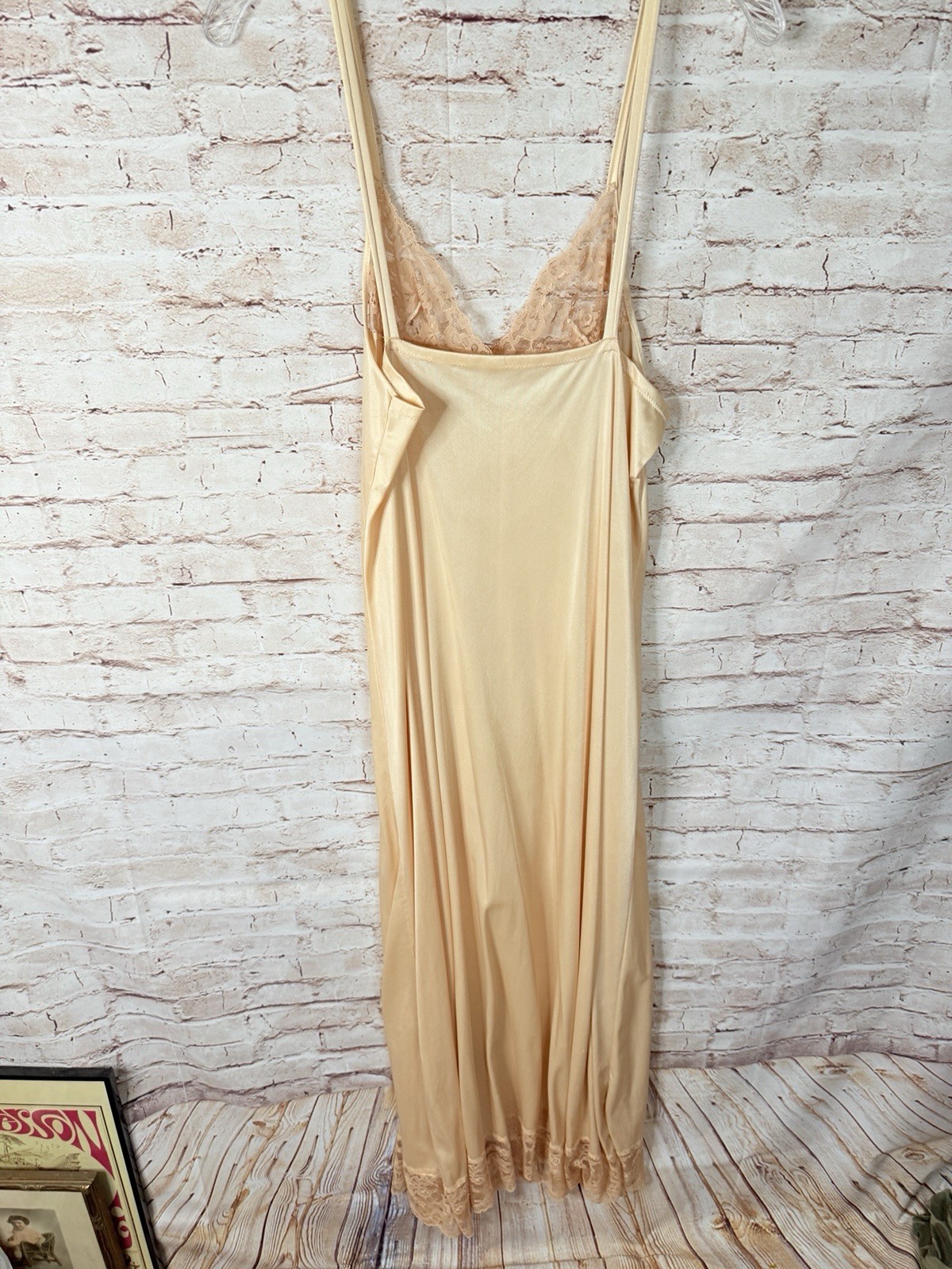 Vintage Nude Champagne Nightgown Peignoir Butter Soft Semi Sheer Lace Kayser L