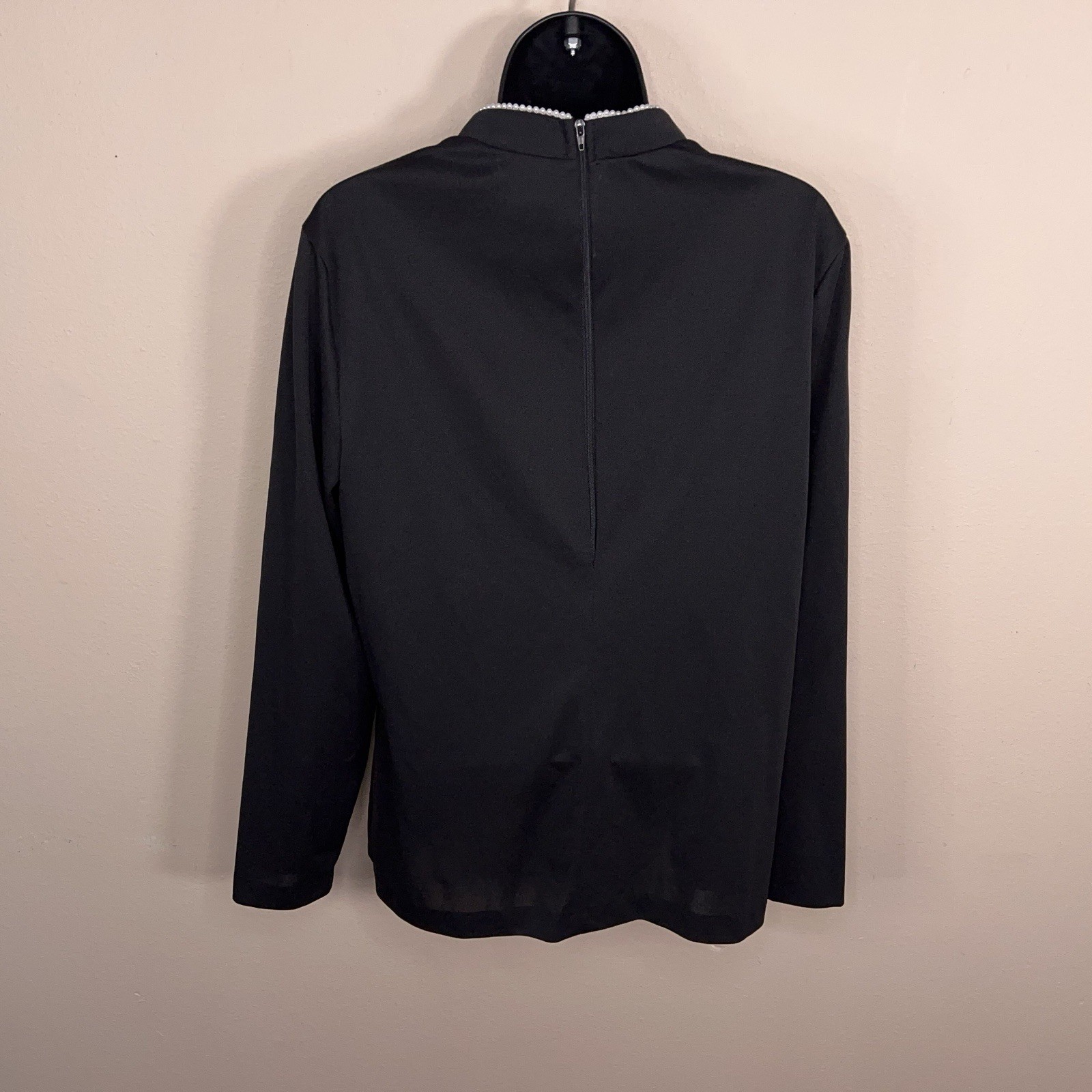 Vintage Ko Ko Knit Black Mock Neck Blouse Long Sleeve High Collar Pearl Accent