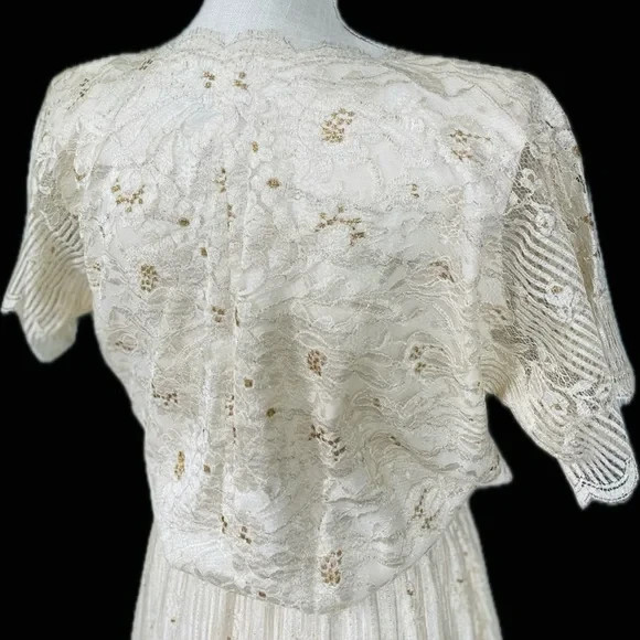 BECKY BISOULIS | 14 | ISABELLE GERHART HOUSTON Lace Vtg Wedding Dress MSRP$2995