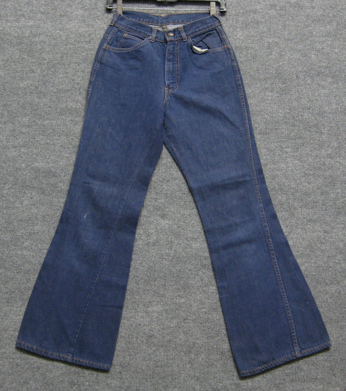 ORIGINAL VINTAGE 1970’s LEVI’S 517 WHITE TAB BIG E BELL BOTTOMS JEANS USA 26×29