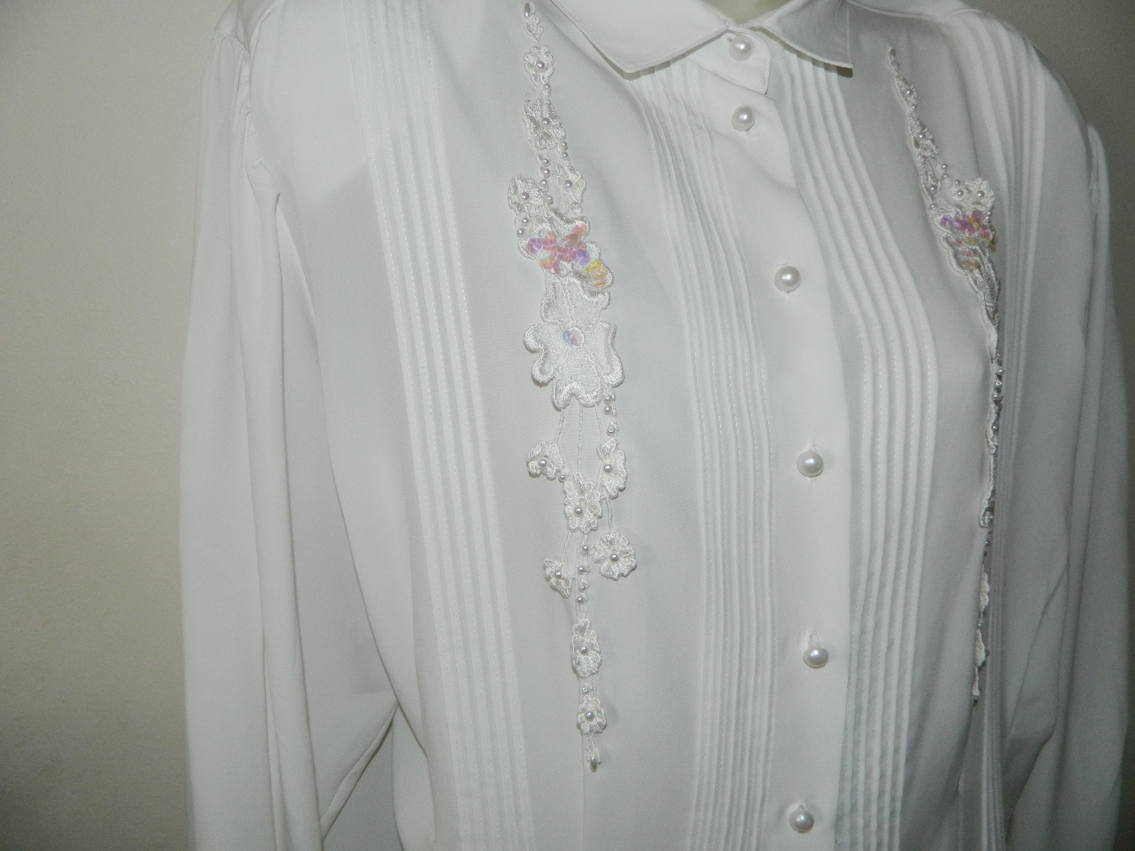 Women Vintage CHAUS Solid Ivory Button Down Shirt long Sleeve Work Casual 12
