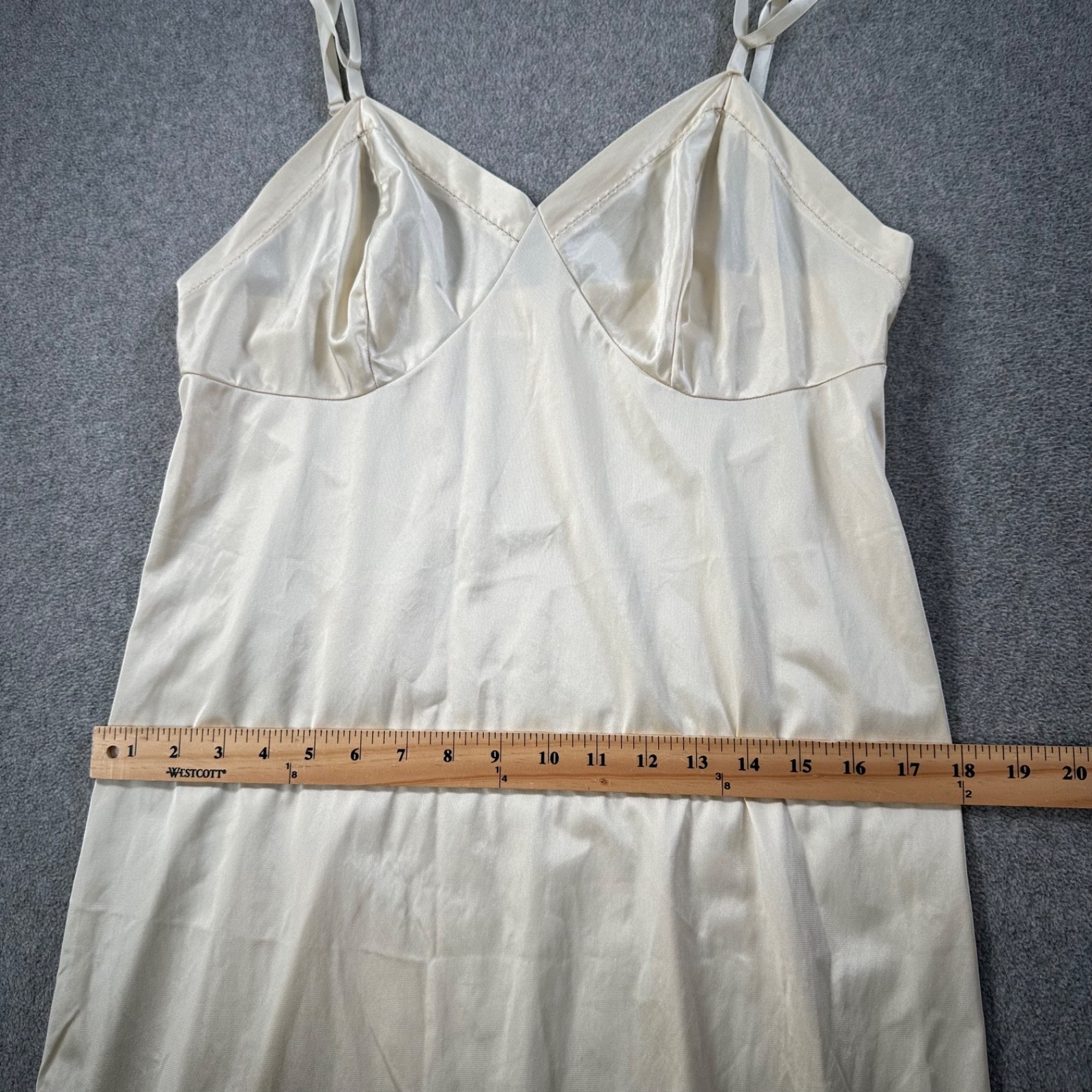Kayser Vintage Full Slip Undergarment Womens 38 Tall Beige Nylon Adjustabl Strap
