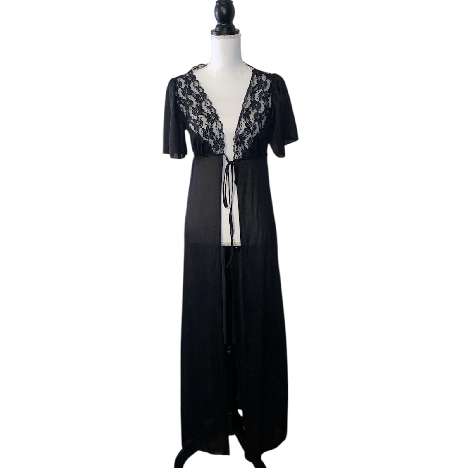 Vintage Lace Robe Long ILGWU Sheer Floral Half Sleeve Womens Medium Black Boho