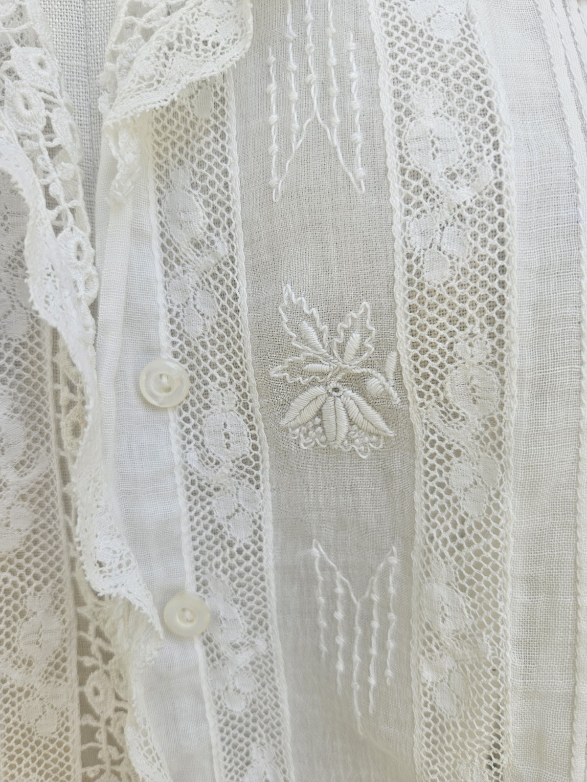 Antique 1900s Edwardian Cotton And Lace Button Up Blouse Delicate Pintucking…