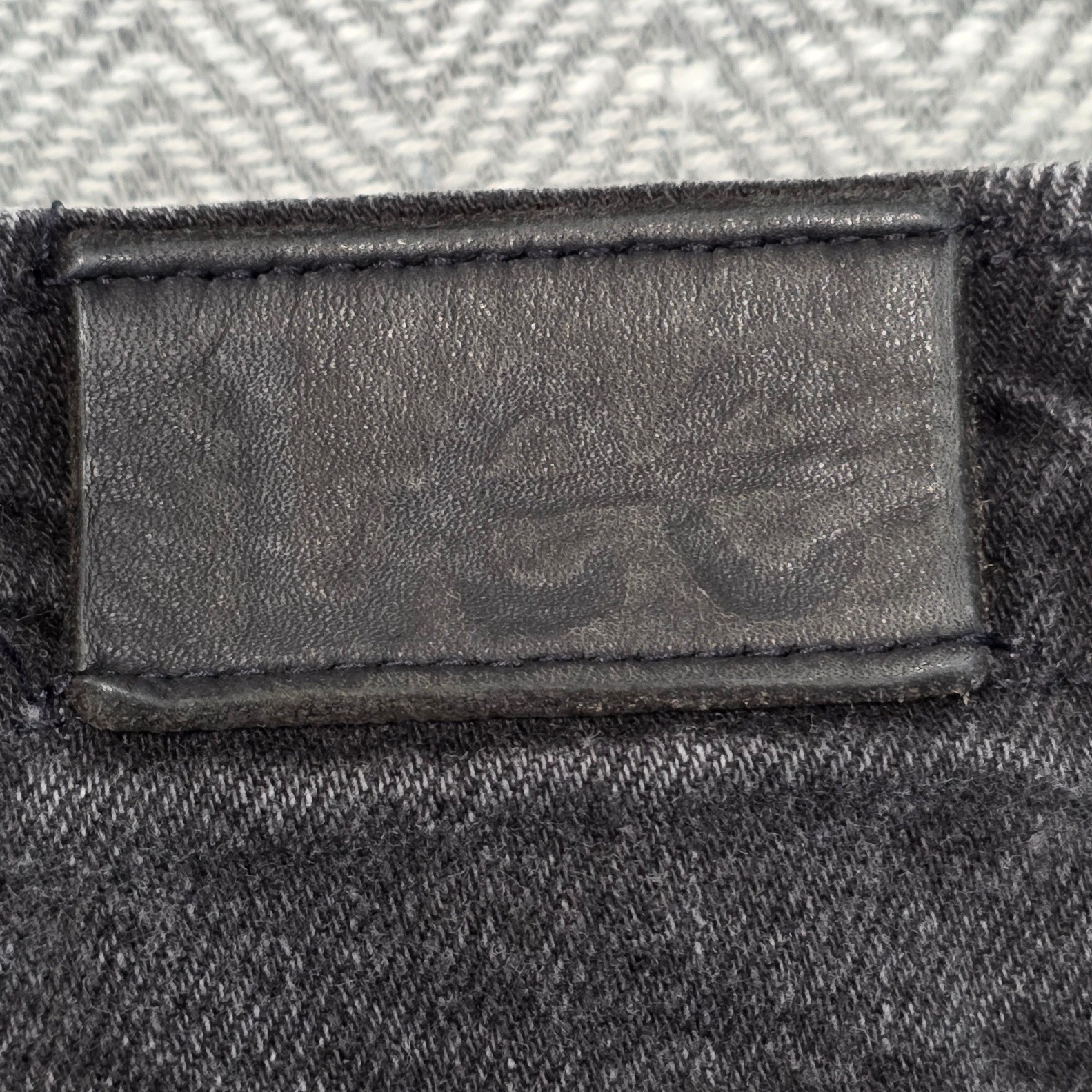 Vintage Lee High Waisted Relaxed Tapered Jeans Faded Black Made in USA Size 12 M