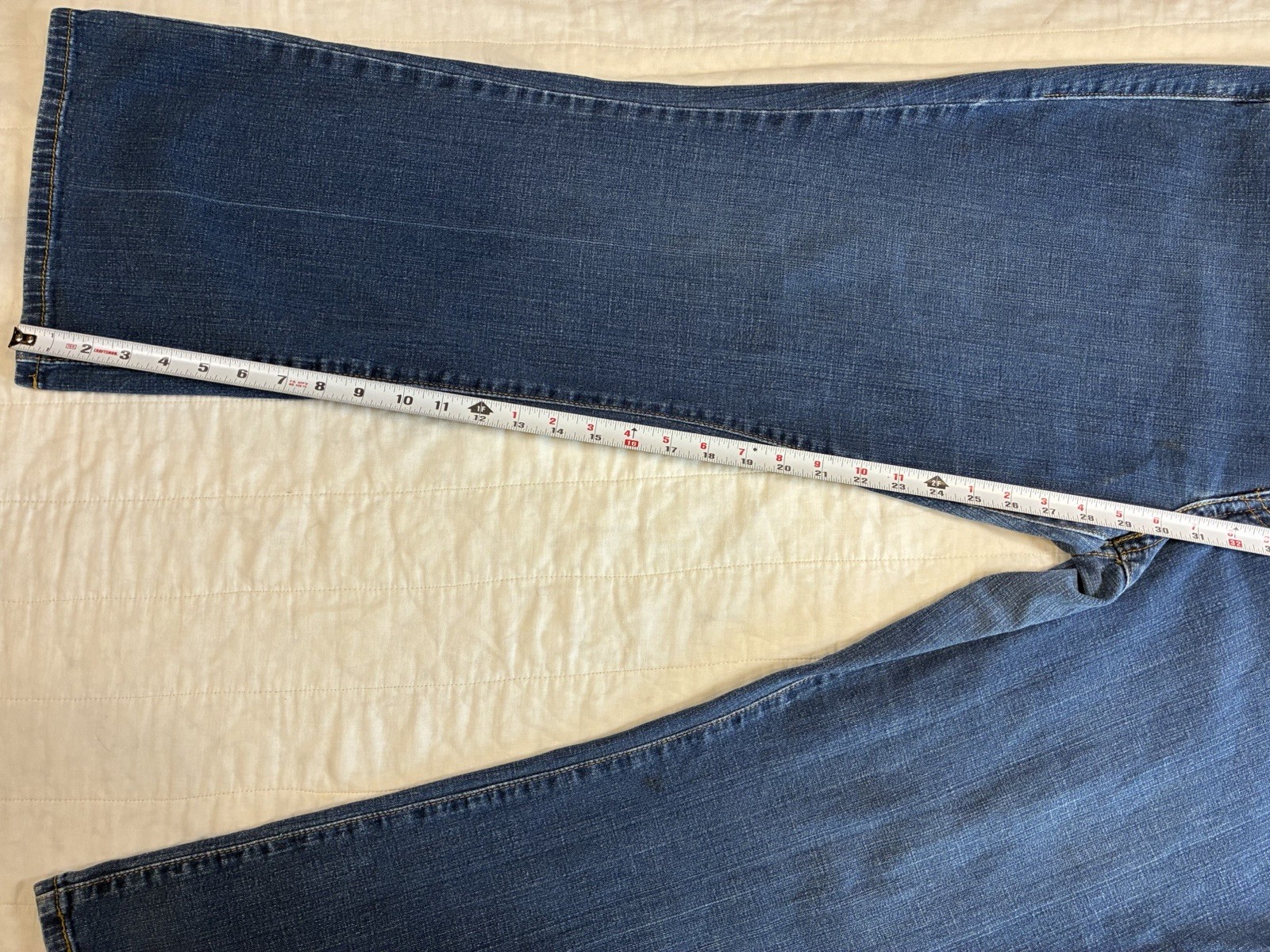 Levi’s 542 Women’s Plus Size 22W Medium Flare Jeans Flap Pocket Blue Y2K 2008