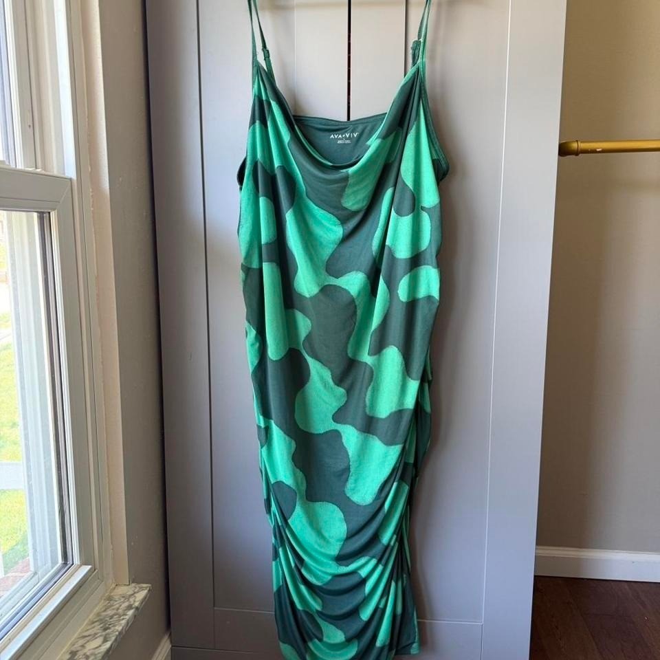 AVA & VIV Women’s 3X Green Abstract Camo Print Ruched Midi Dress