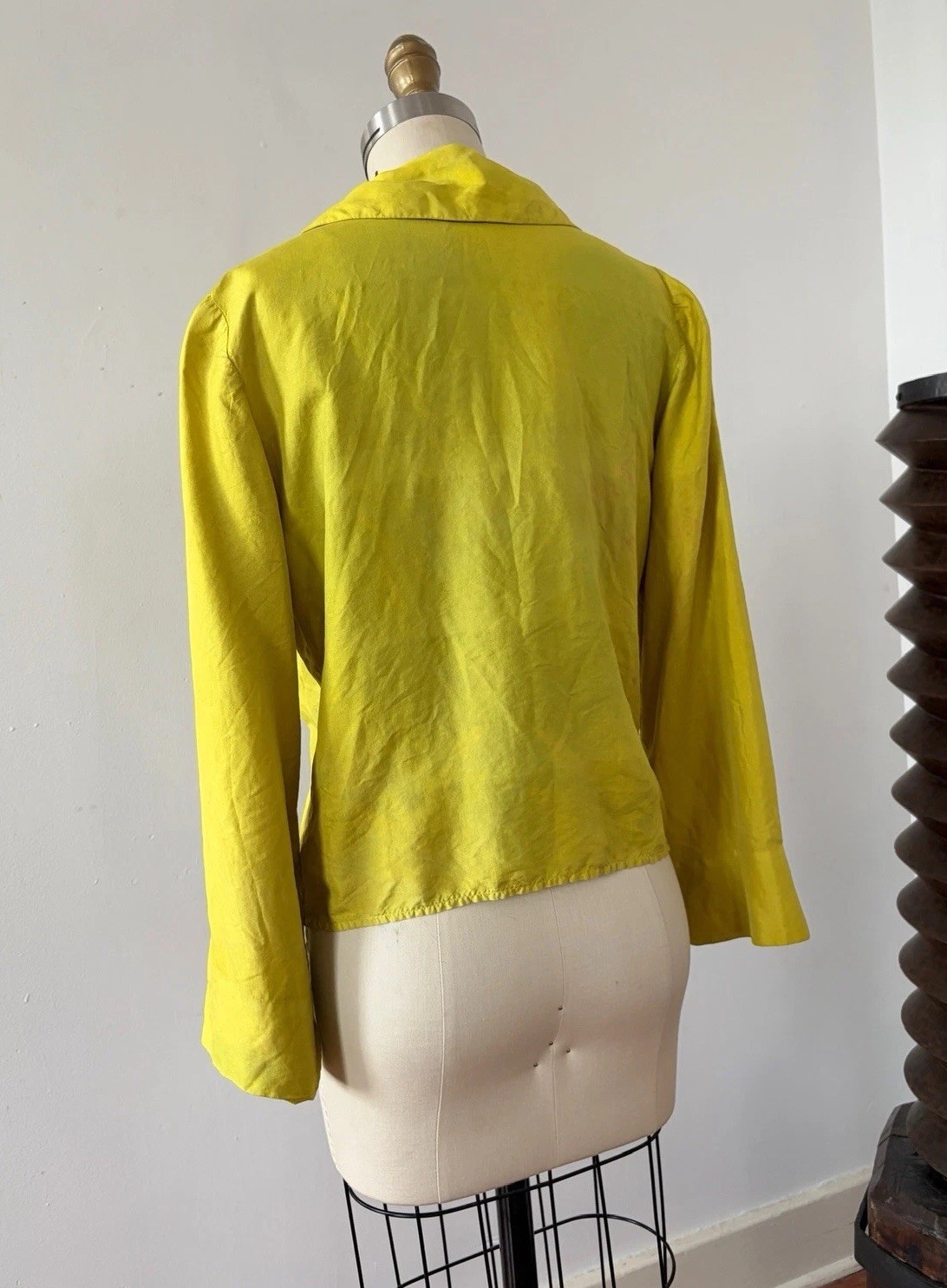 Vintage Antique 1920s 1930s Chartreuse Silk Trumpet Sleeve Blouse Shell Button S