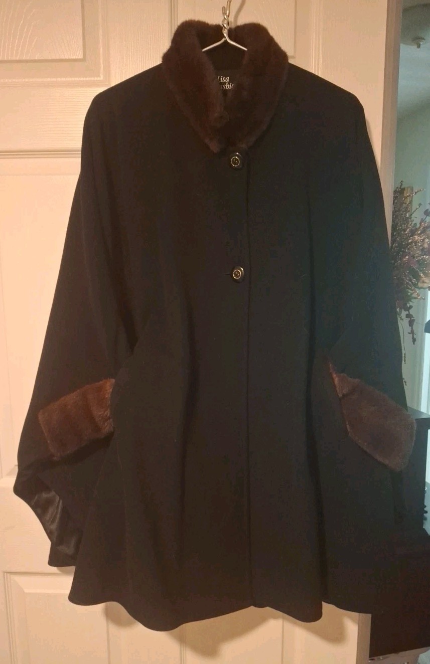 VINTAGE Lisa Fashion Cashmere Blend Poncho