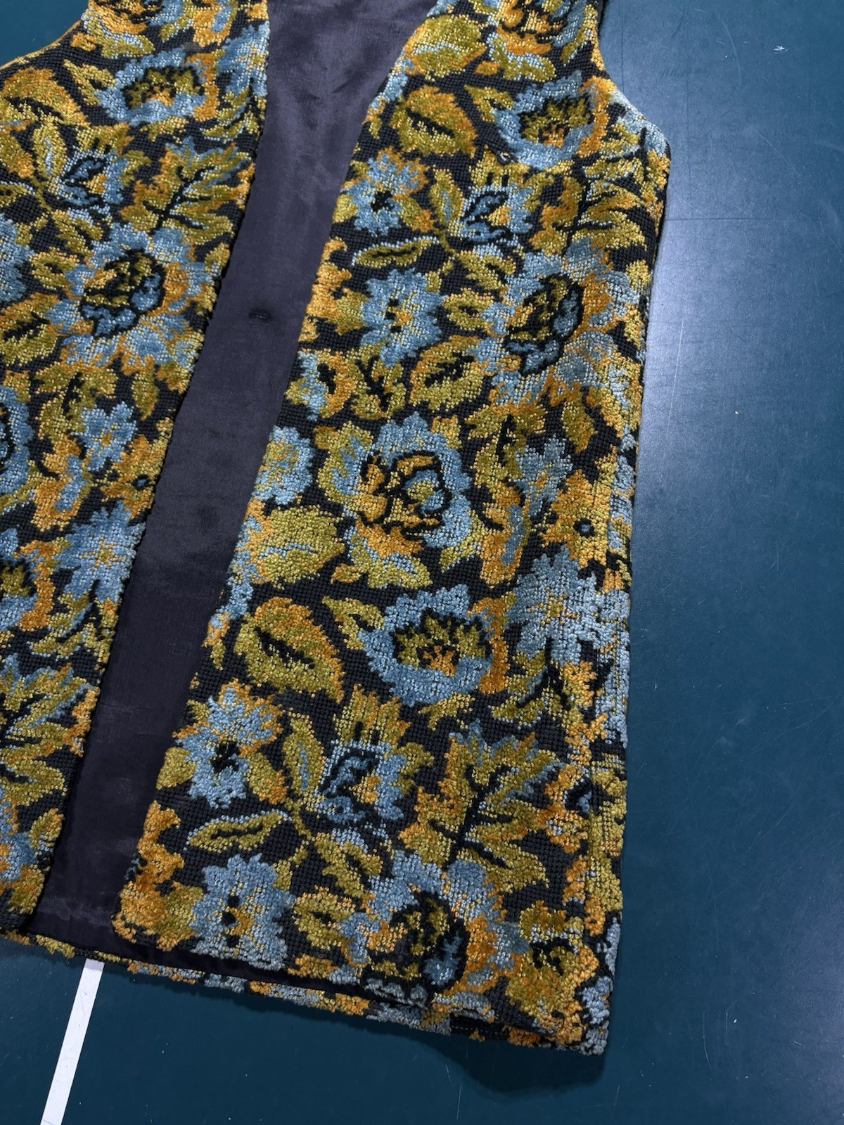 Vintage 70s Aladdin Tapestry Vest Women’s Small Floral Leaf Boho Hippie Rare
