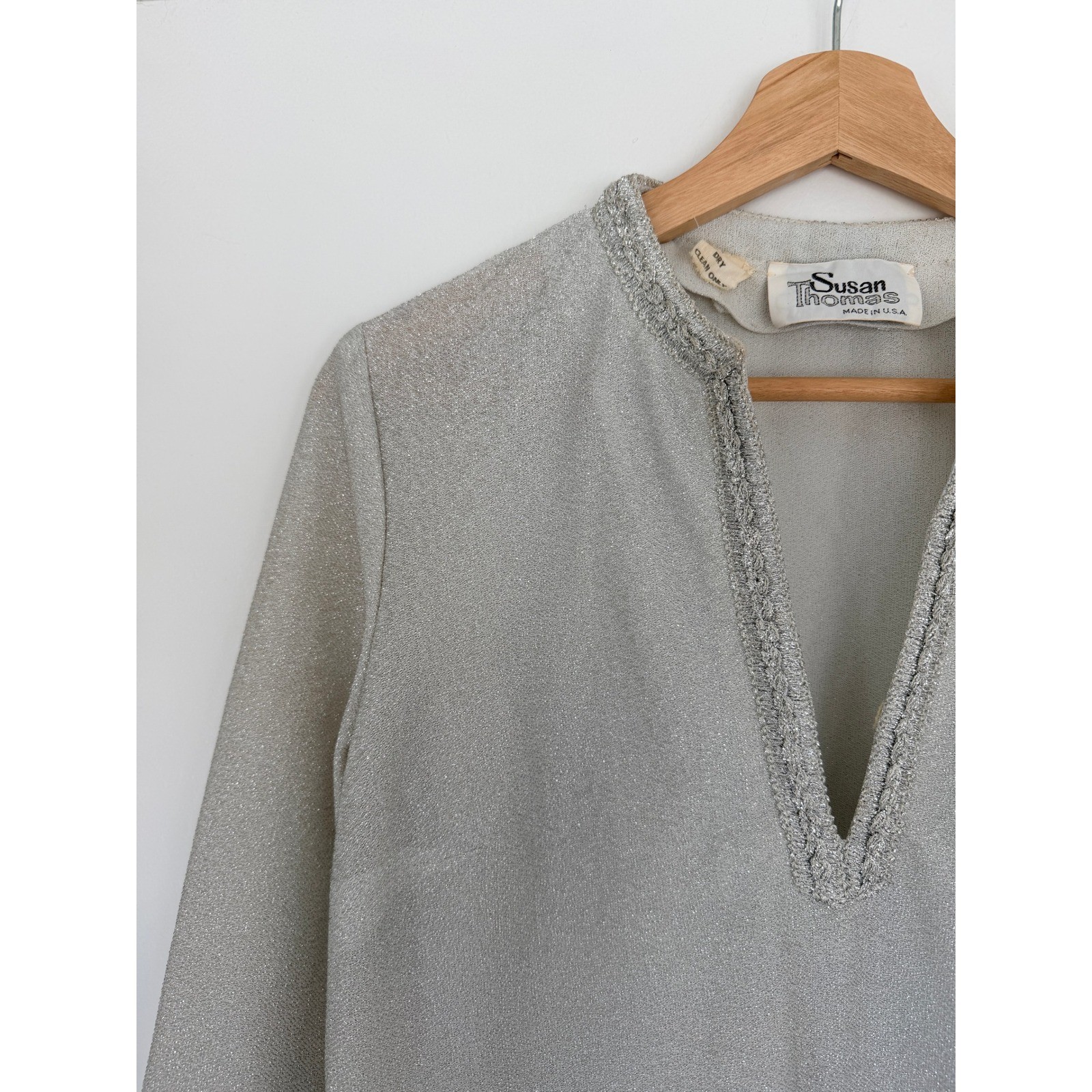 Vintage 60s 70s Retro Glam Silver Metallic Knit Tunic Top Mod Disco Blouse