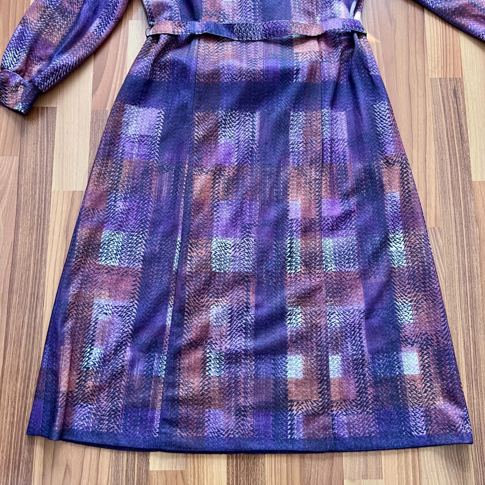 1970s Geometric Print Button Front Midi Dress Belted Long Sleeves Aline EU 40