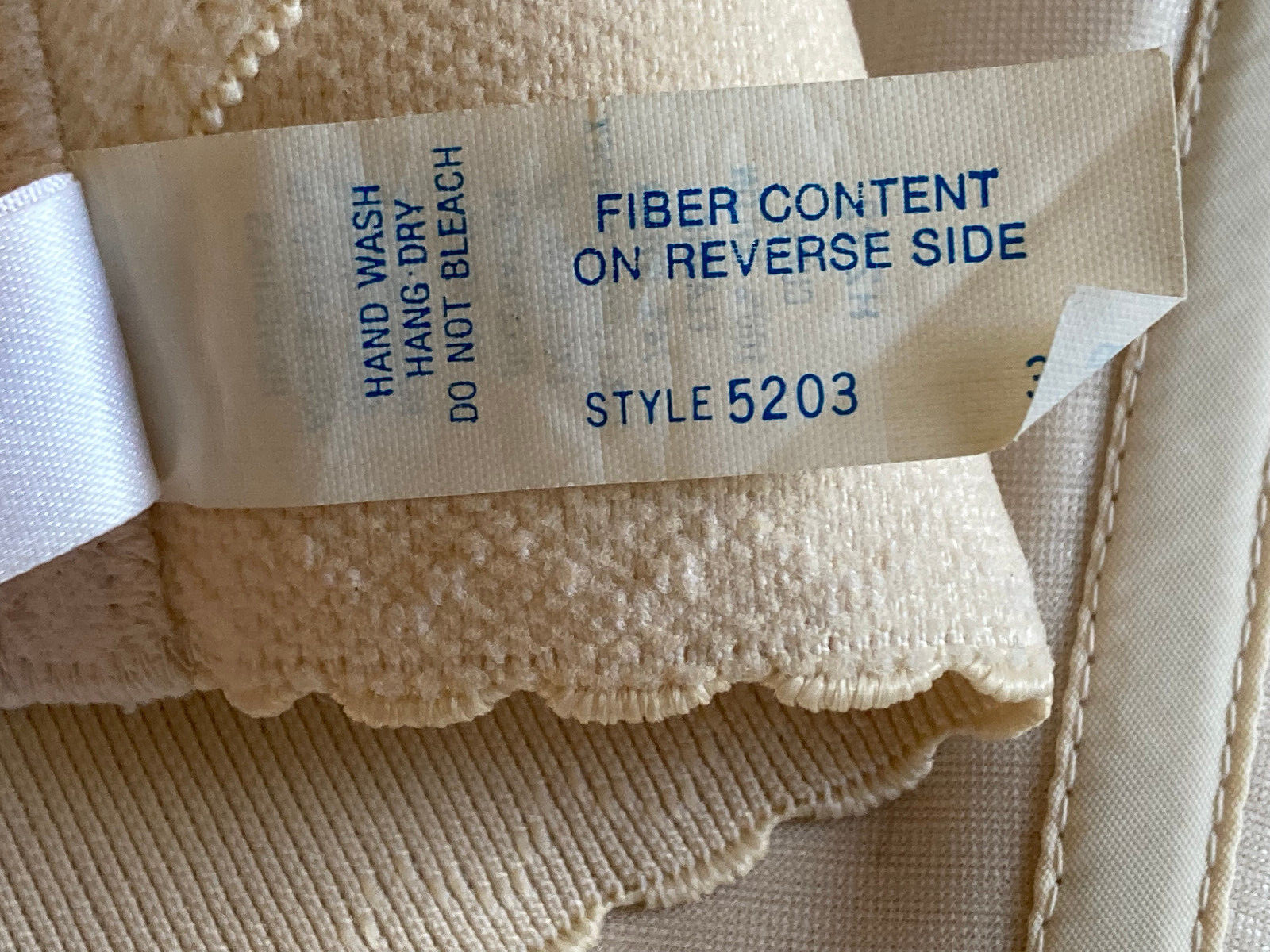 1122 FREDERICKS 36B Ivory SATIN Strapless Long Line Underwire Bra #5203 VINTAGE