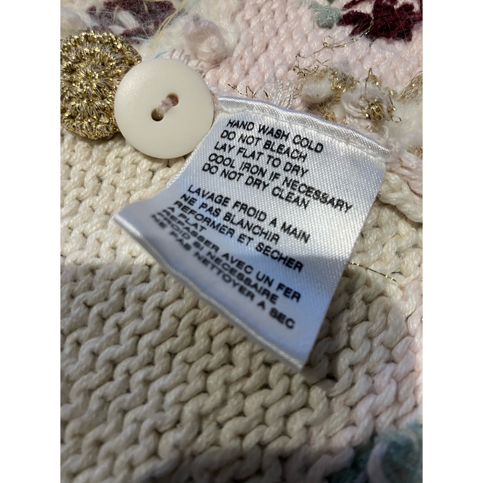 VTG Eagle’s Eye Small Embroidered Floral Beige Gold Green Pink Cardigan Sweater