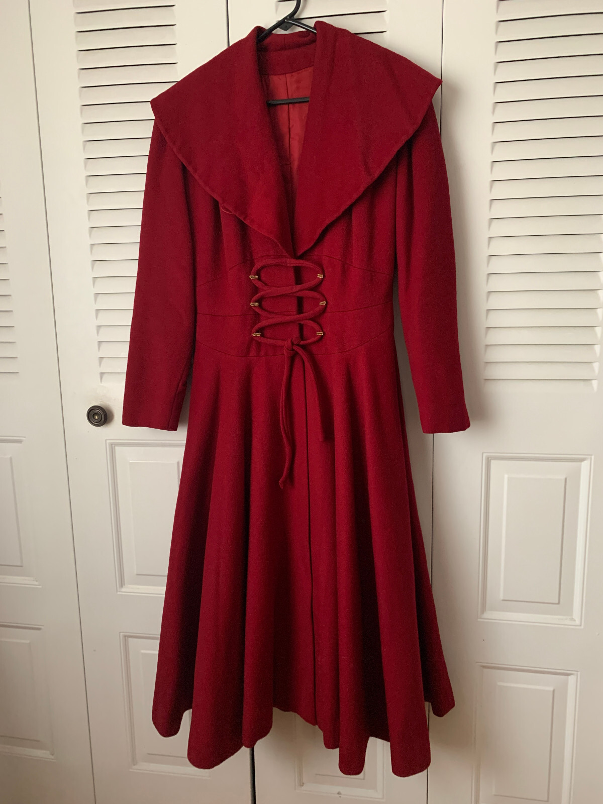 Vintage 1950s Wool Coat, Corset Front, Full Circle Skirt, „New Look”