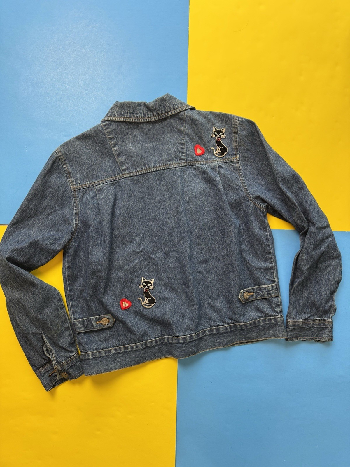 Vintage 90s Cat Denim Jean Jacket Heart Appliques Women’s Medium Blue Button