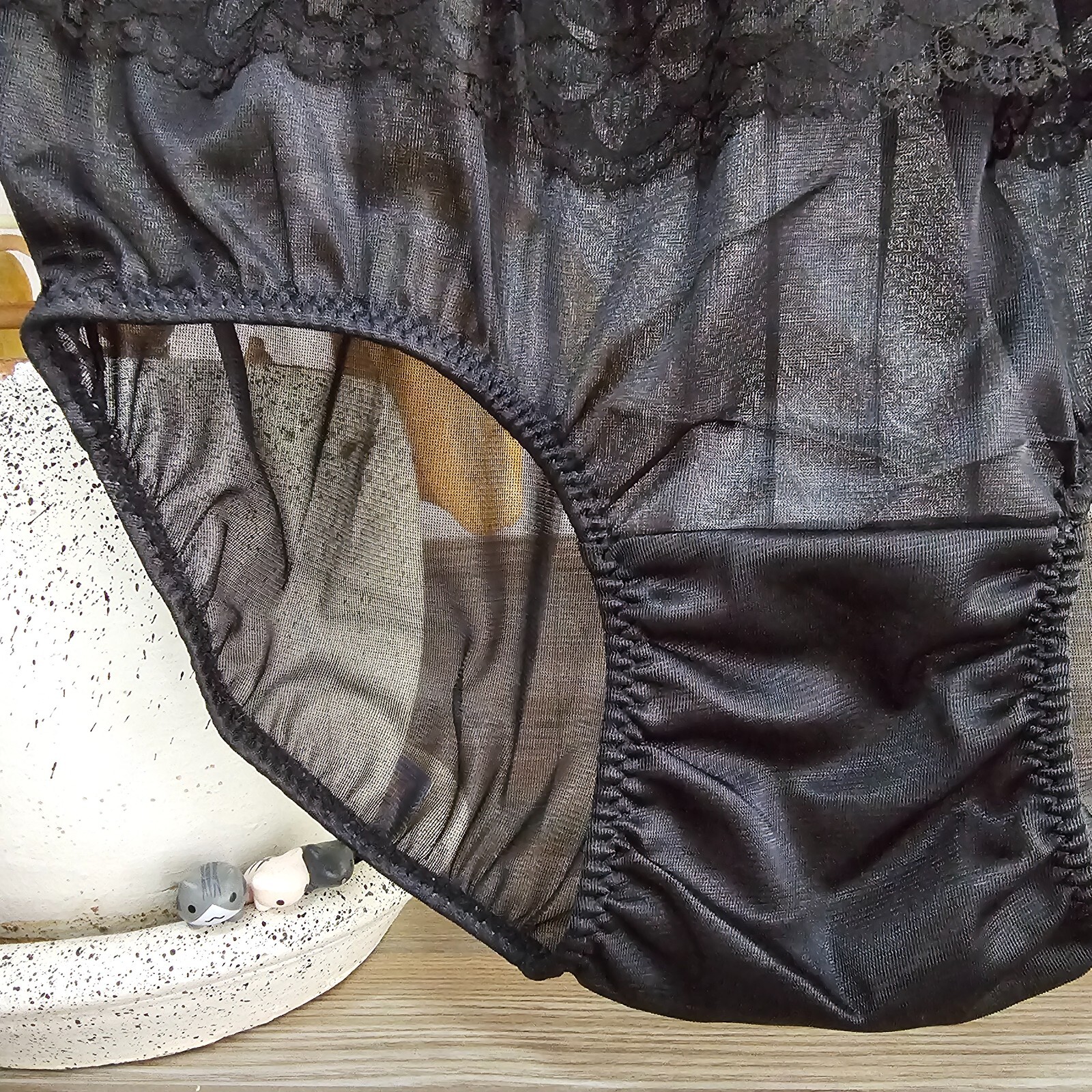 Vintage Sheer Nylon Panty Black Sissy Flower Lace Granny Brief Size 8 Hip 39-43″