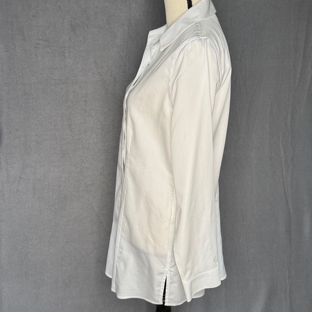 Chico’s White tailored Classic Timeless no iron Button Blouse size small medium