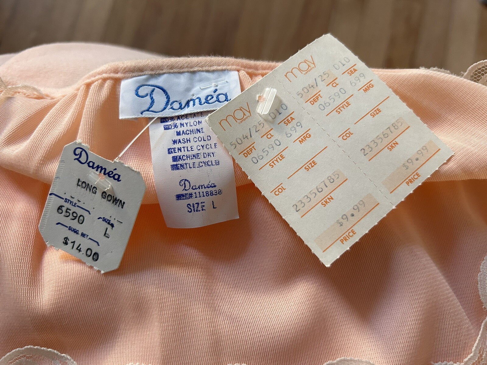 Vintage 70s NIP Damea Women’s Long Nightgown Pajama Large Pink Granny