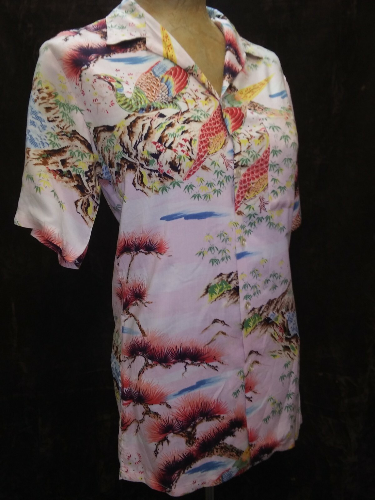 Vintage 1960s Tan Pink Green Yellow Rayon Hawaiian Shirt Hawaiian Madman S
