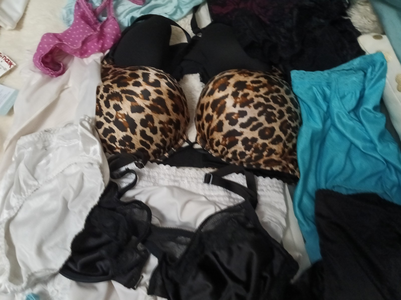 VTG Lingerie Bras Etc Lot Large XL C D Cup 90’s Y2K Romantic Wedding Night