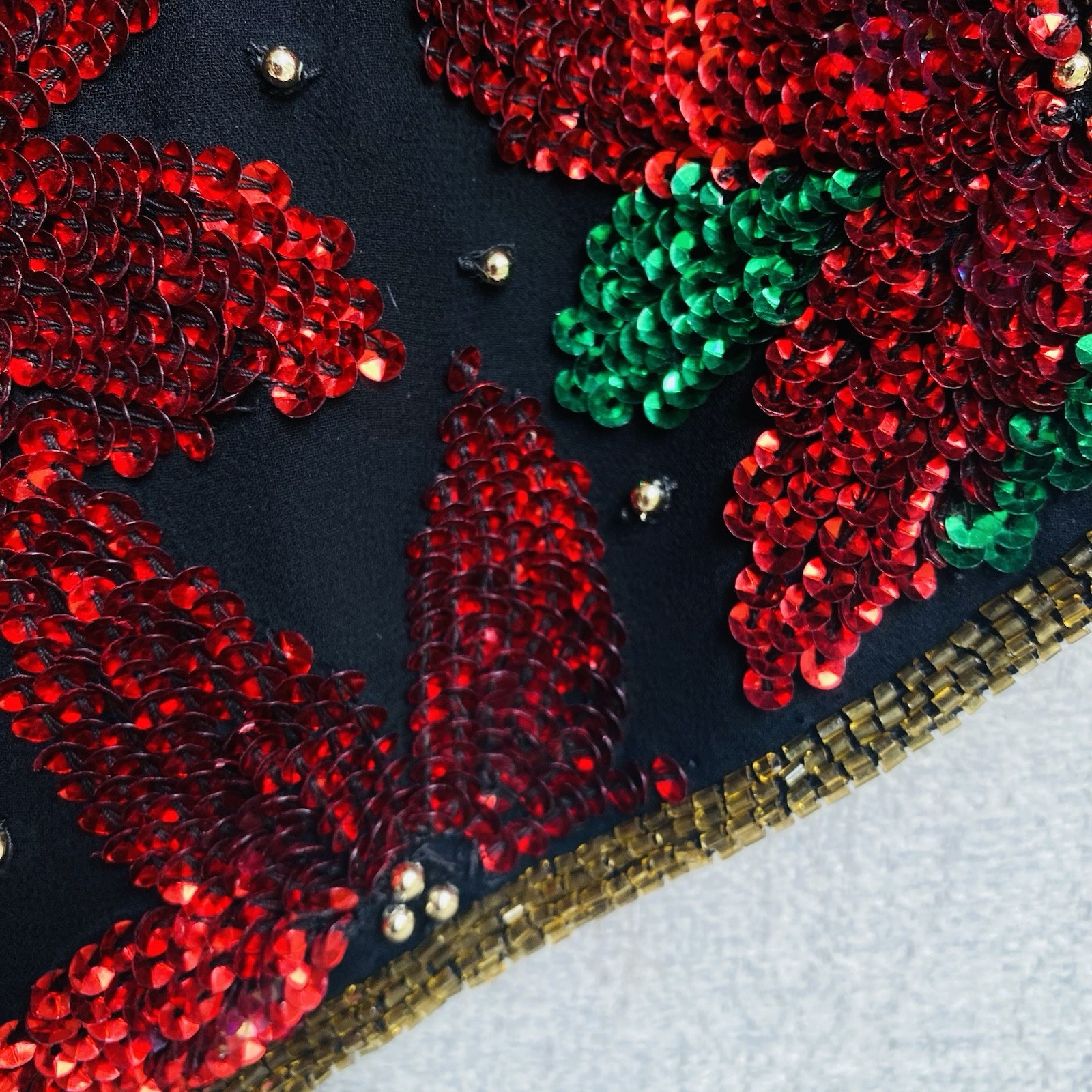 SCALA Vest Black Red Beaded Sequin Poinsettia Festive Core Christmas Holiday VTG