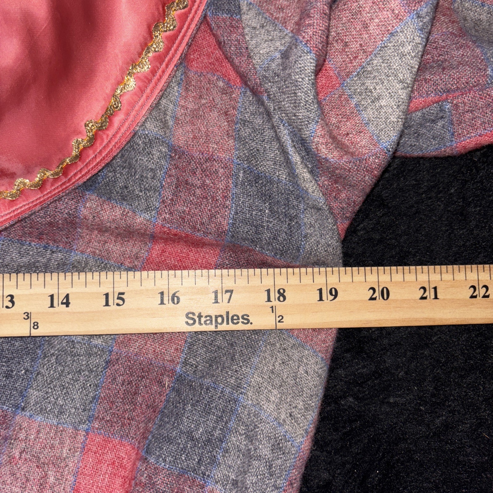Vintage Handmade Woman Robe Long Plaid Gray & Pink Size Small Rare With Pockets