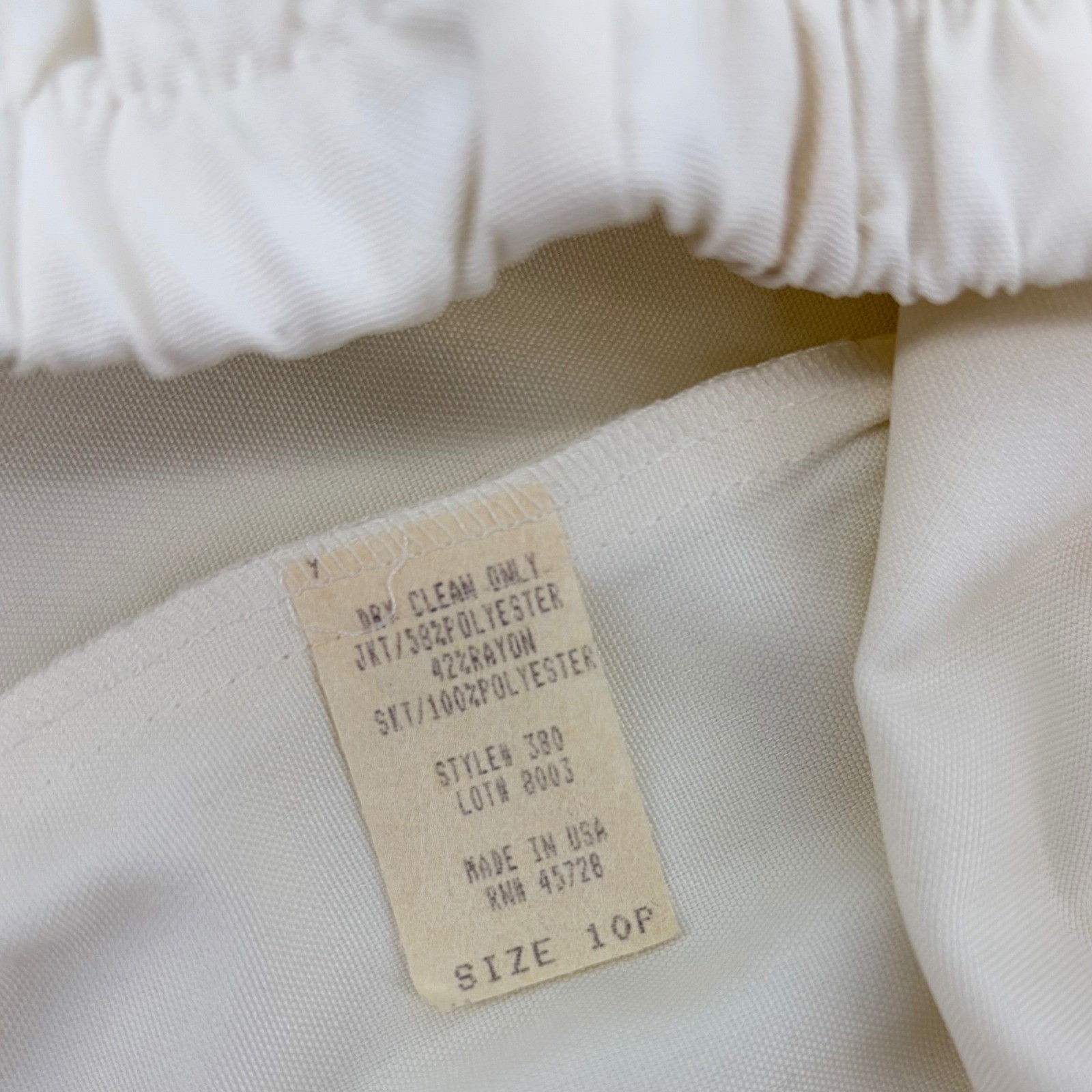 Skirt Suit Women 10/12P Cream Floral Tapestry Lace Vintage USA Made Cottagecore
