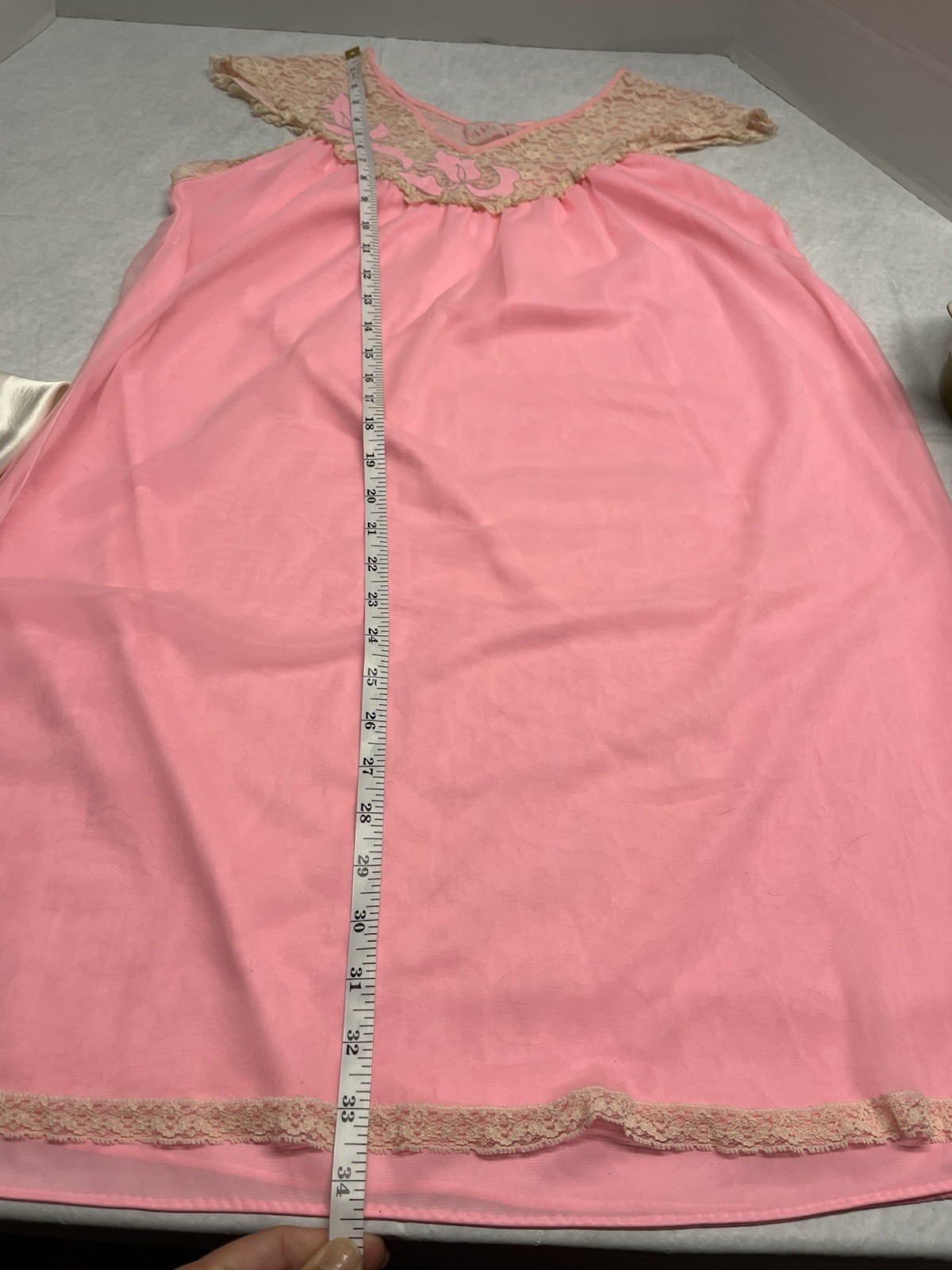 Vintage Avian Peignoir Pink Chiffon Lace V Neckline Negligee Nightgown Babydoll
