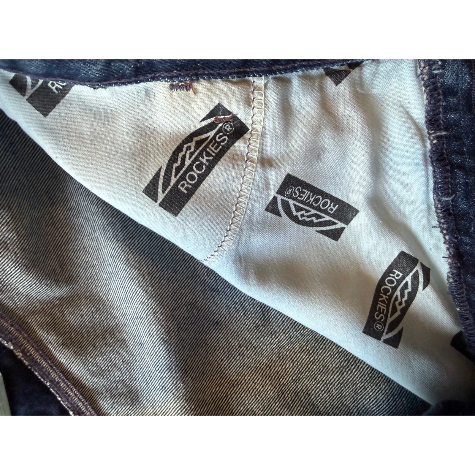 Vintage Rockies High Waisted Western Jeans Dark Wash Tapered Leg 19/20 38 x 36