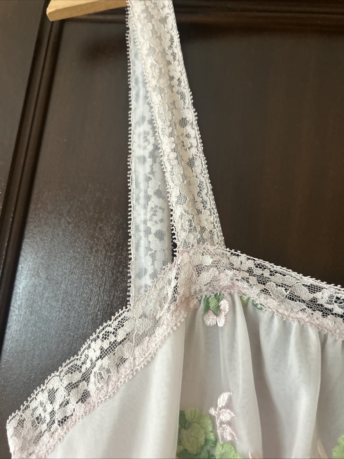 Vintage 1960s Dutchmaid Ephrata Pa Nylon Pink Nightgown Embroidered Flowers Lace