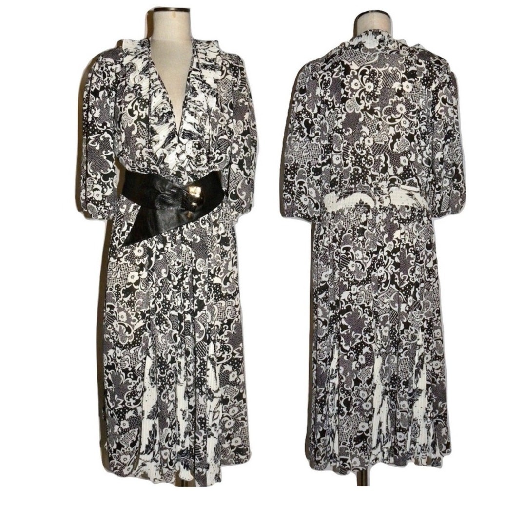 Vintage Susan Freis Black White Graphic Georgette Dress | M/L