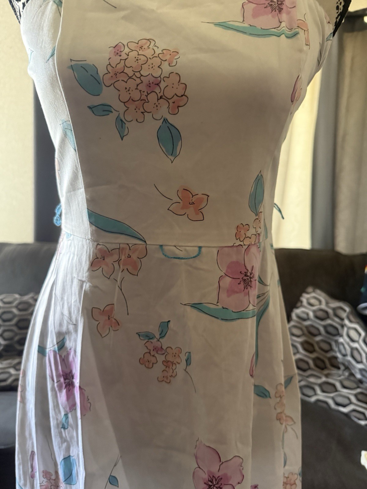 K & Company Midi Dress Women’s Size 6 White Floral Sleeveless