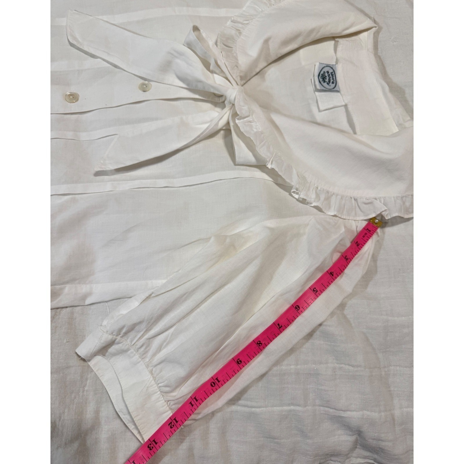 Laura Ashley Vintage 80s White Peter Pan Collar Blouse Puff Sleeve Pintuck Bow