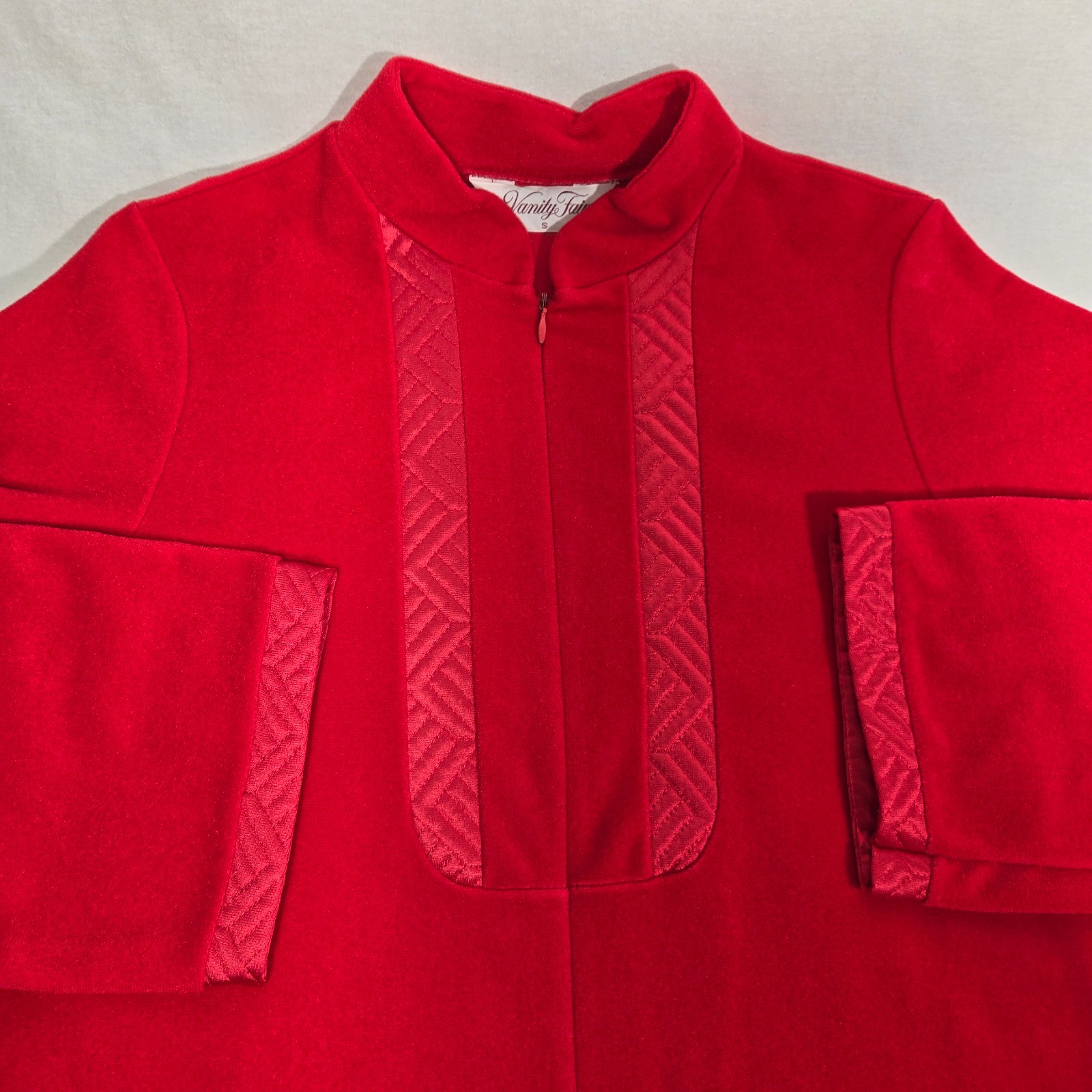 U.S.A. Vintage VANITY FAIR Red VELVET Satin Trim Mid-Length House Dress Size S.