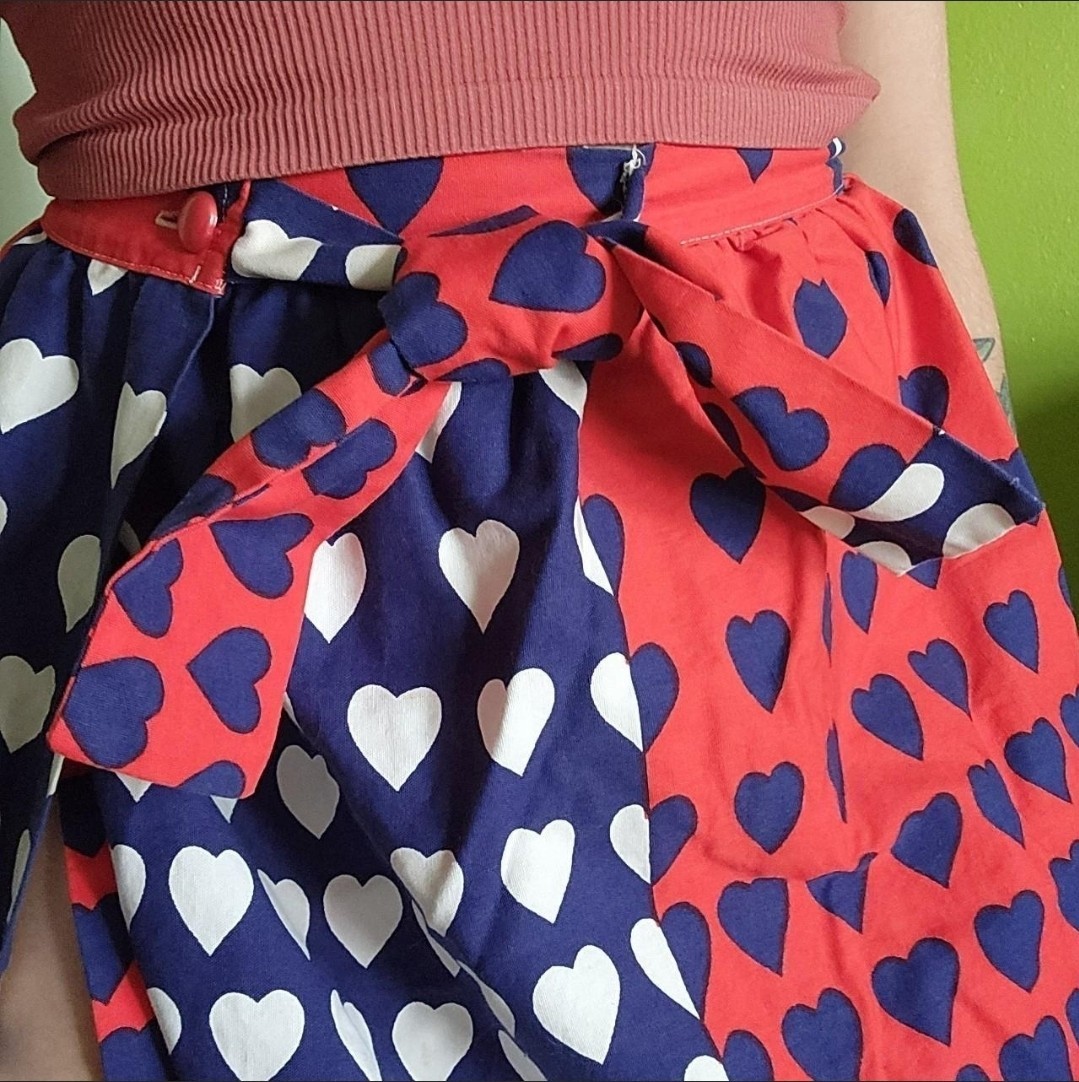 Vintage MCM Beverly Vogue California Red Blue White Colorblock Heart Wrap Skirt