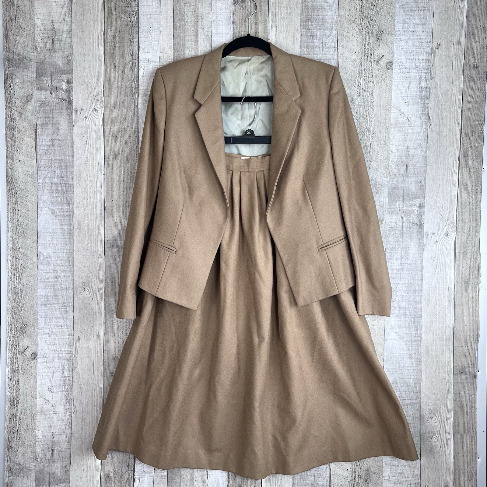 Vintage Barry Bricken Women Wool Skirt Suit Set Size 10 Tan Pleated Union USA