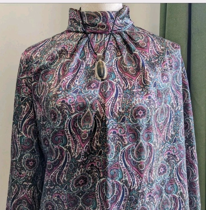 Vintage 70s Anna Kristi Blouse Womens Petite Size 10 Paisley High Neck Boho Top