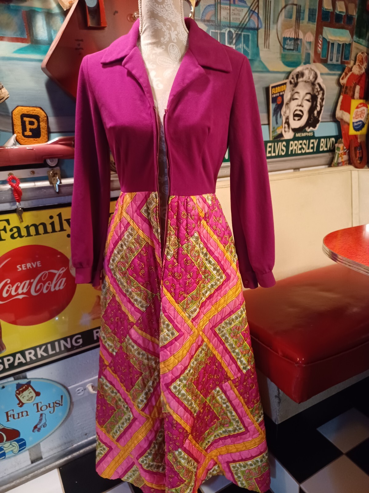 True Vtg Mid-century 1960s Evelyn Pearson Lounging MOD Hostess dress W/FLAW MCM