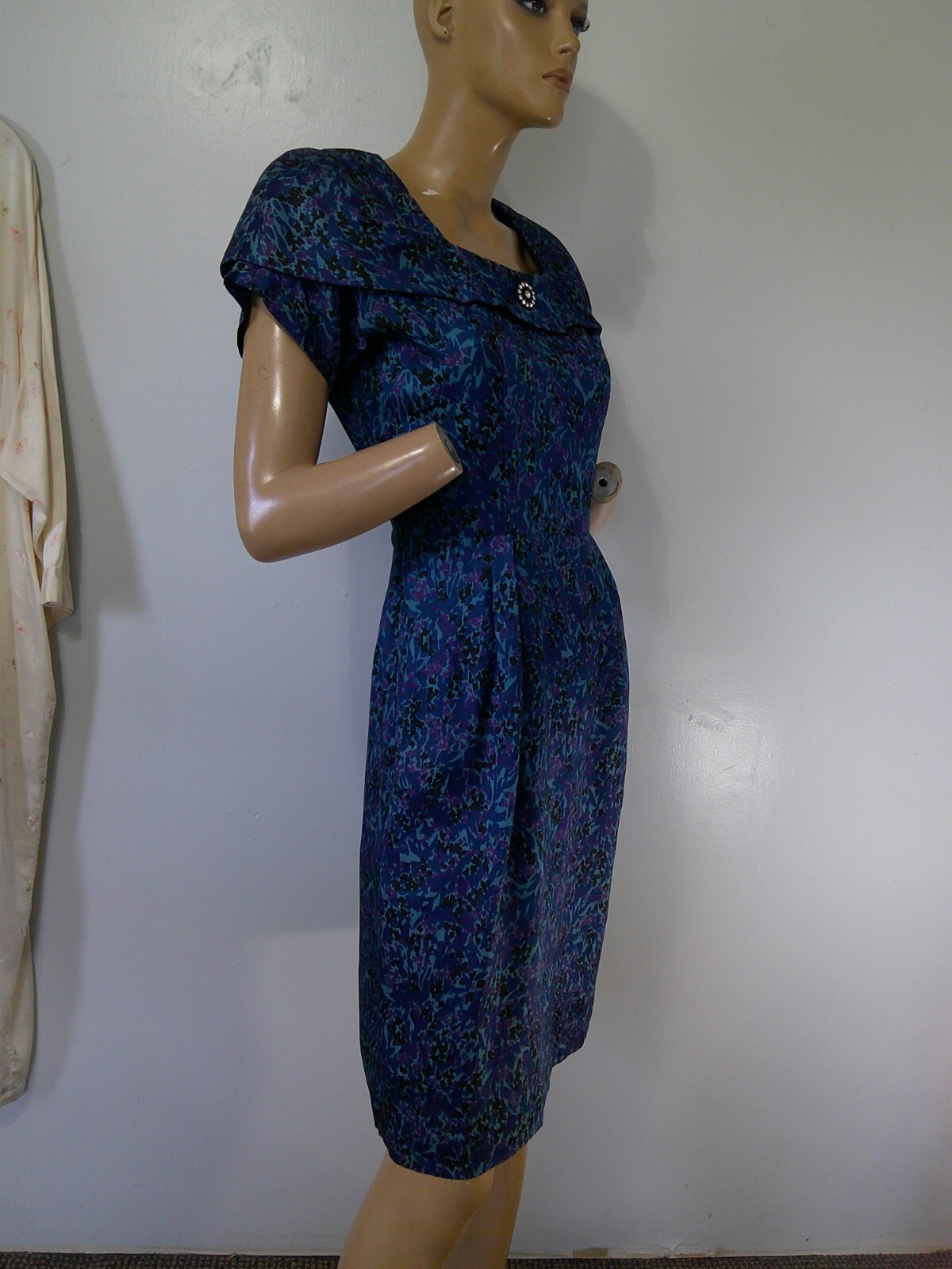 Vtg 50’s GLORIA SWANSON by Forever Young Blue Purple Print Wiggle Shift Dress M