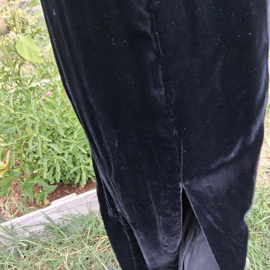 Vintage Virgo II Black Velvet Cheongsam Dress. Size 6.