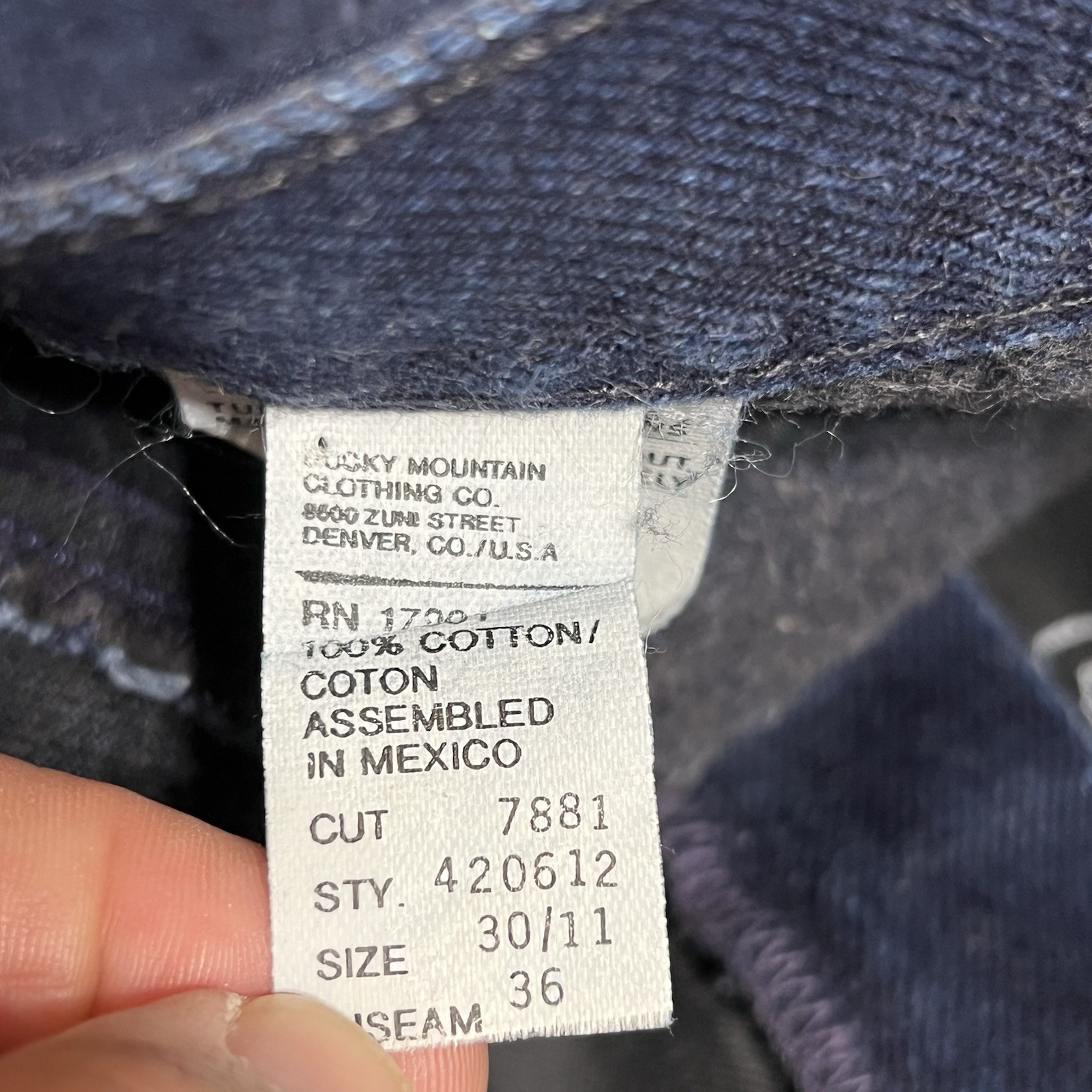 Vintage Rocky Mountain Jeans Women’s Tag 11/30×36 (26×36) Cross Over Flaps Blue
