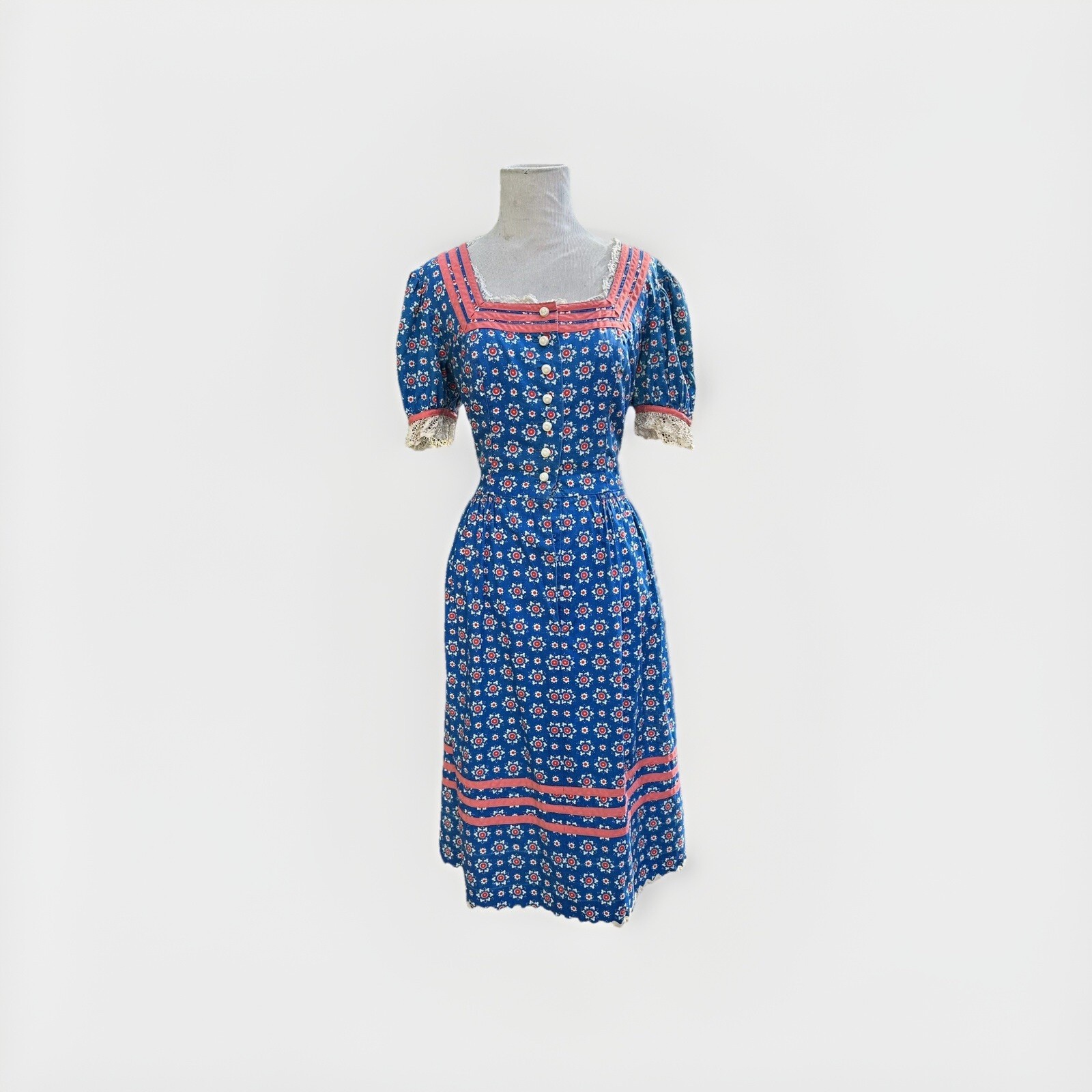 VTG Prairie Octoberfest dress German Bavarian 1950s Dirndl cottagecore M
