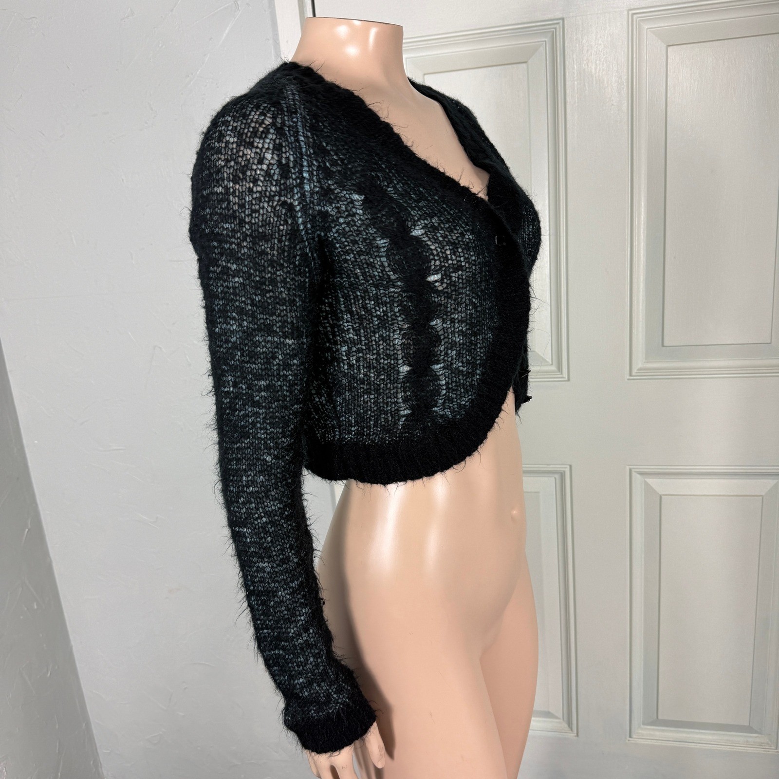 Vintage Y2K Cousin Johnny Cardigan Small Cropped Acrylic Nylon Button V neck L15