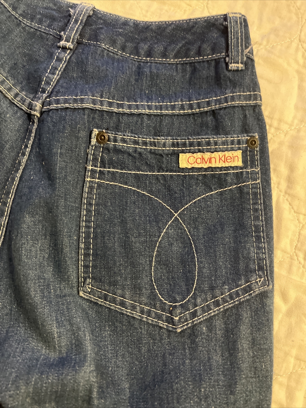 Vintage Calvin Klein 1970s Women’s Size 12 Distressed Blue Jeans 28 x 29 NICE