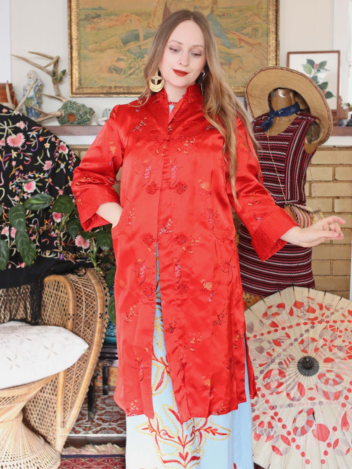 VTG Chinese Red Satin Brocade Dressing Robe Kimono Long Jacket Quilted Pockets