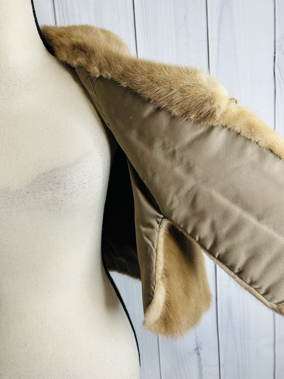 Vintage Mink Fur Cropped Cape Coat Jacket Honey Brown Style Rich’s Fur Salon