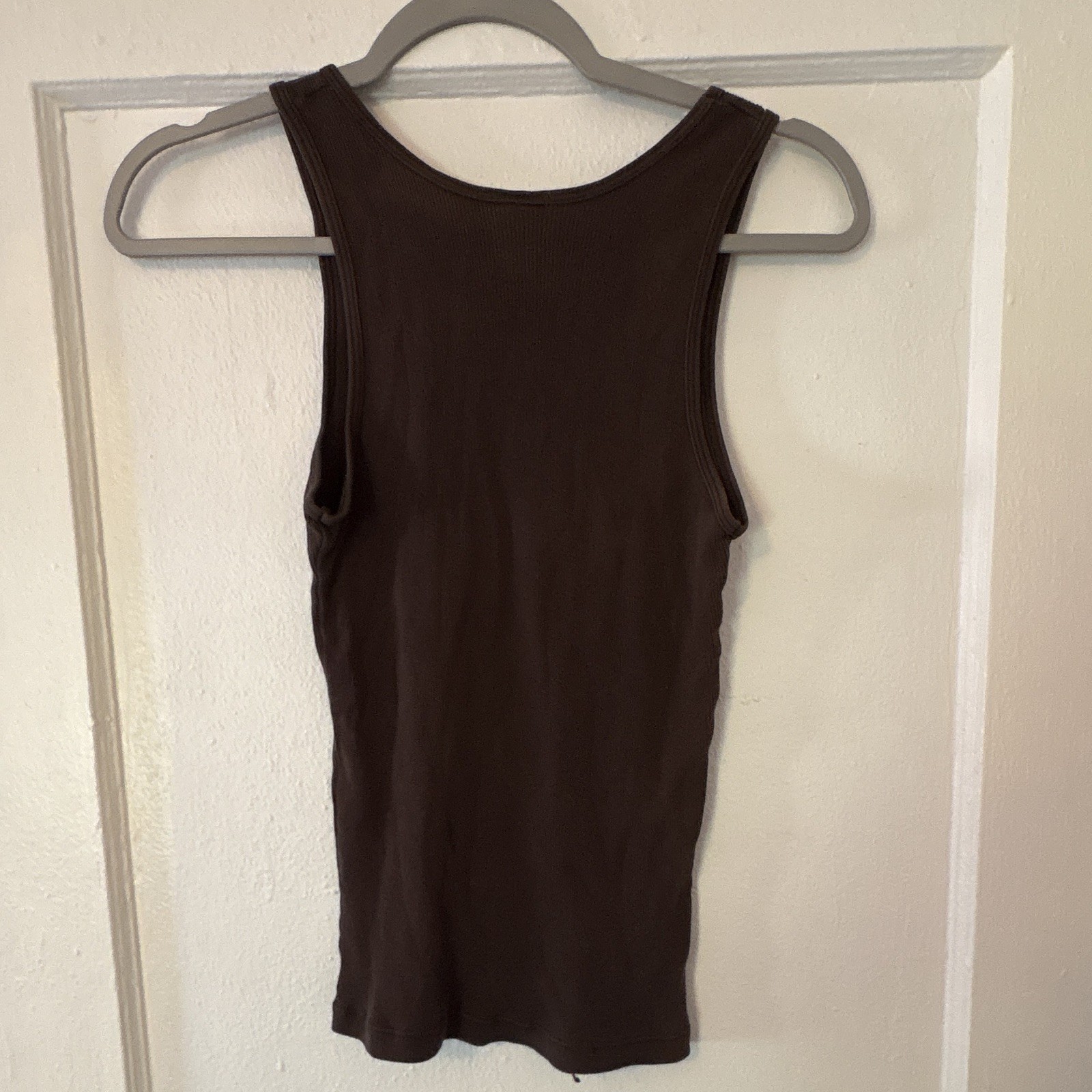 NY Sof Goods Women’s MTV NYC Brown Ribbed Knit Racerback Tank Top Size L