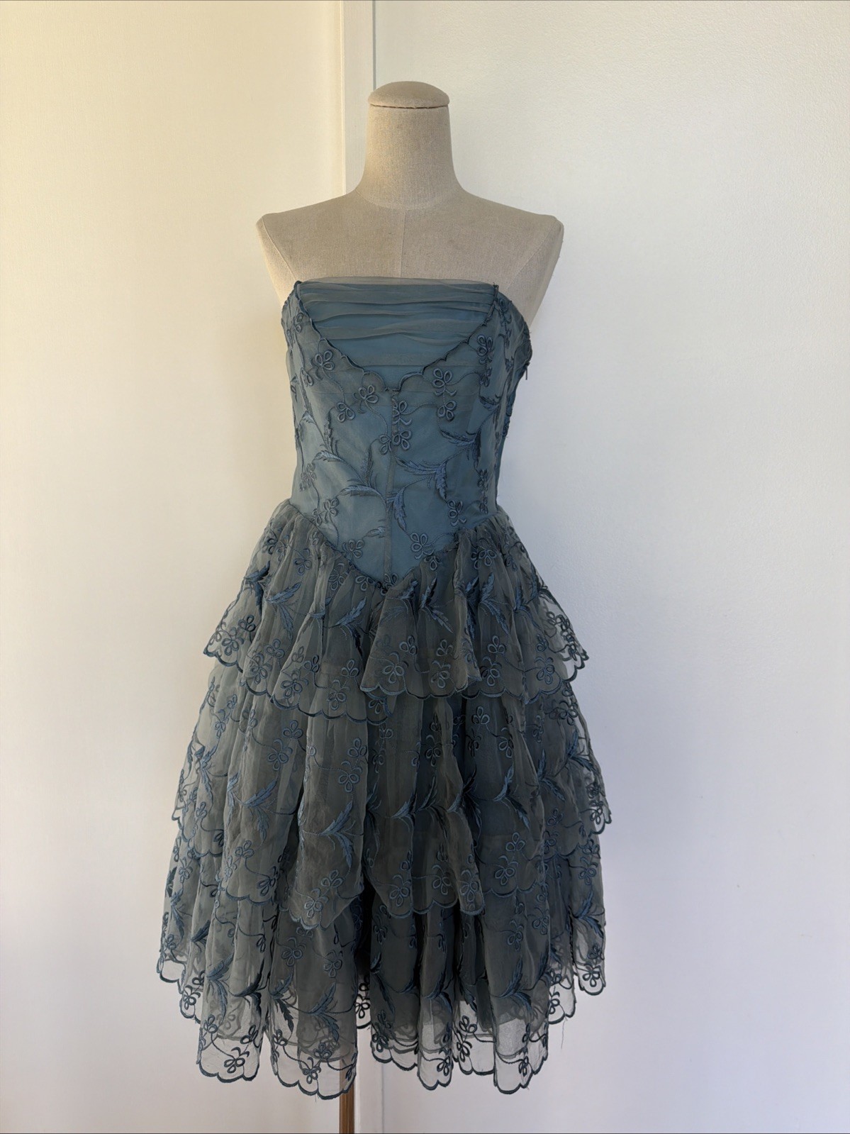 Vintage Betsey Johnson Evenings Prom Tulle Dress Sleeveless Sweetheart